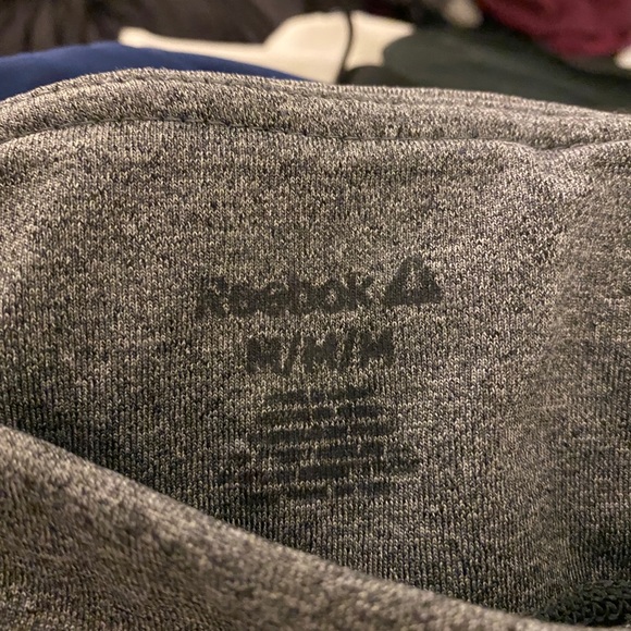 Reebok running workout shorts - Picture 2 of 4